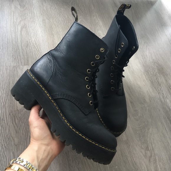 dr martens shriver boots